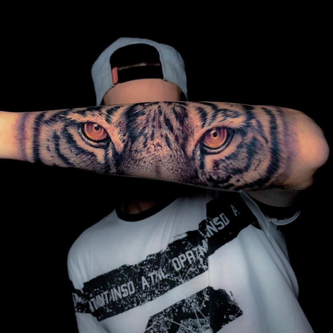 Tattoo von Andres – Ivory Tattoo Berlin