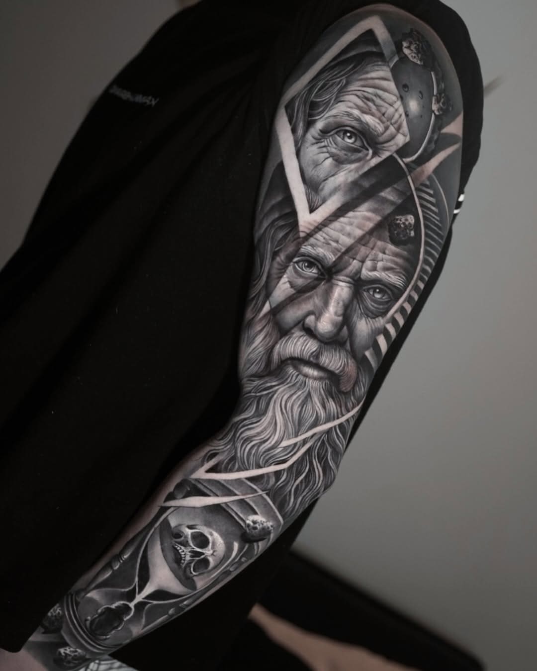 Tattoo von Diener – Ivory Tattoo Berlin