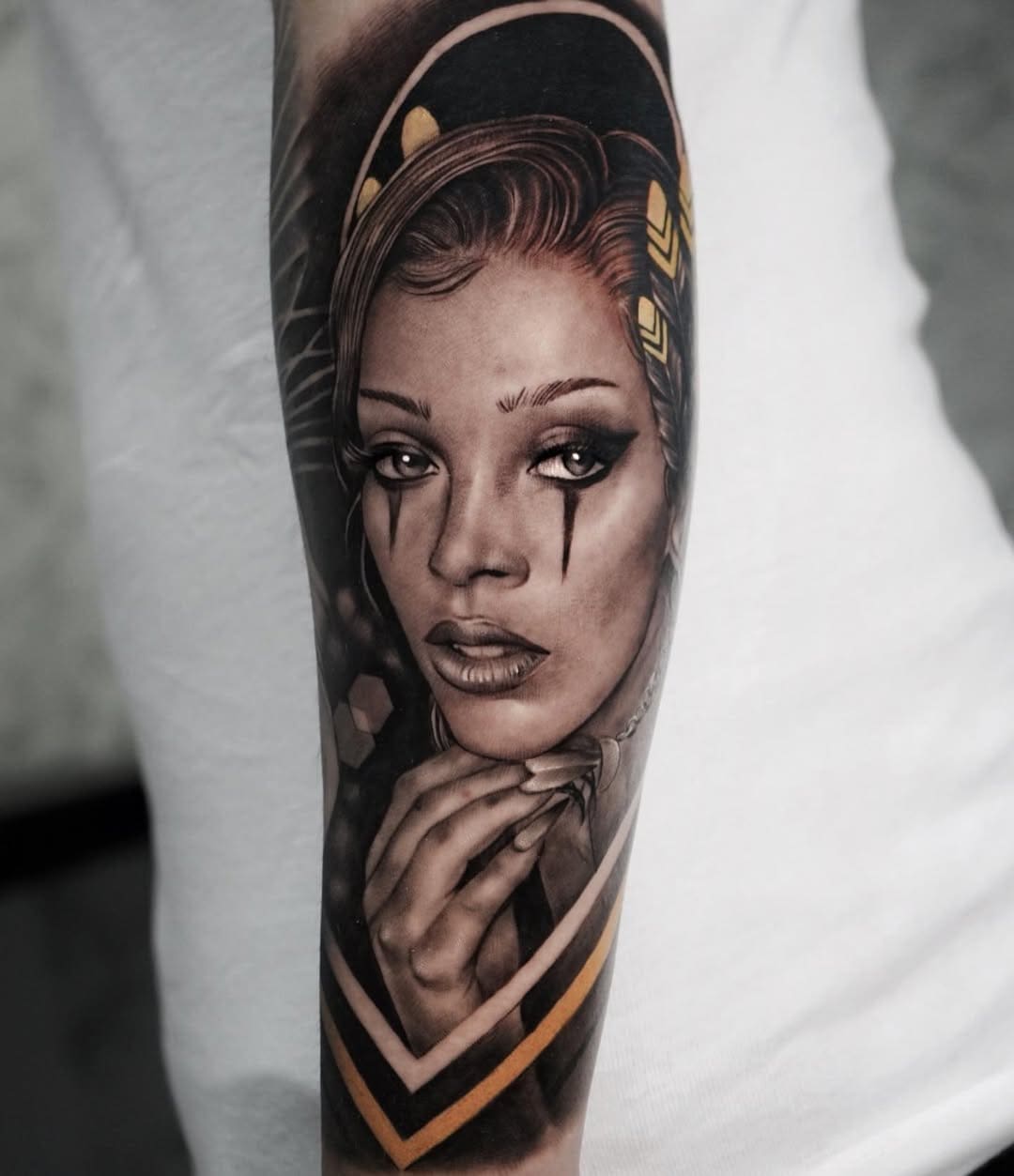 Tattoo von Diener – Ivory Tattoo Berlin