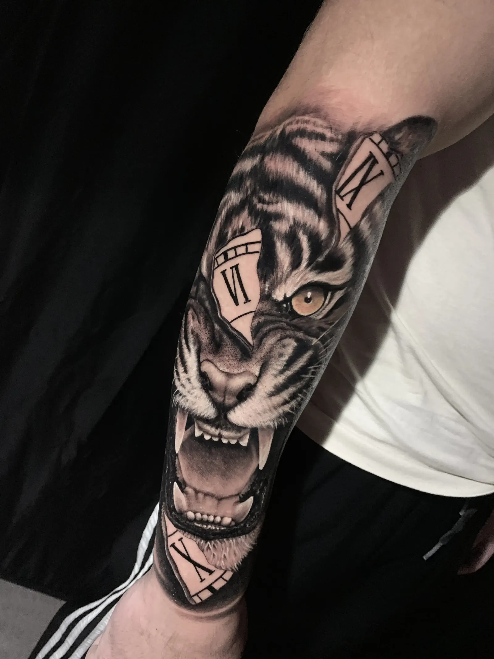Tattoo von Pe – Ivory Tattoo Berlin