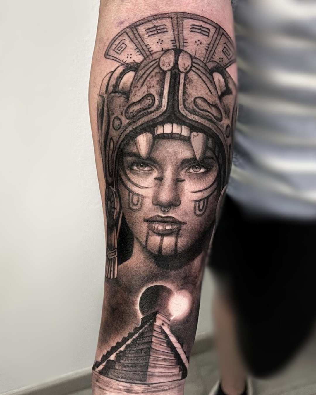 Tattoo von Ziur – Ivory Tattoo Berlin