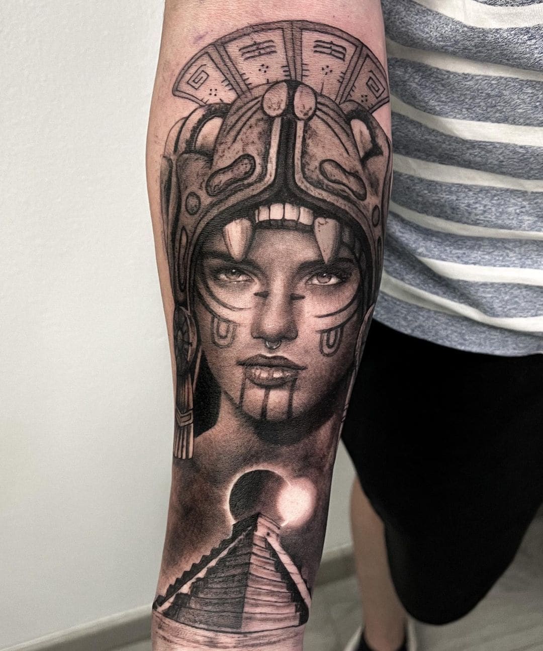 Tattoo von Ziur – Ivory Tattoo Berlin