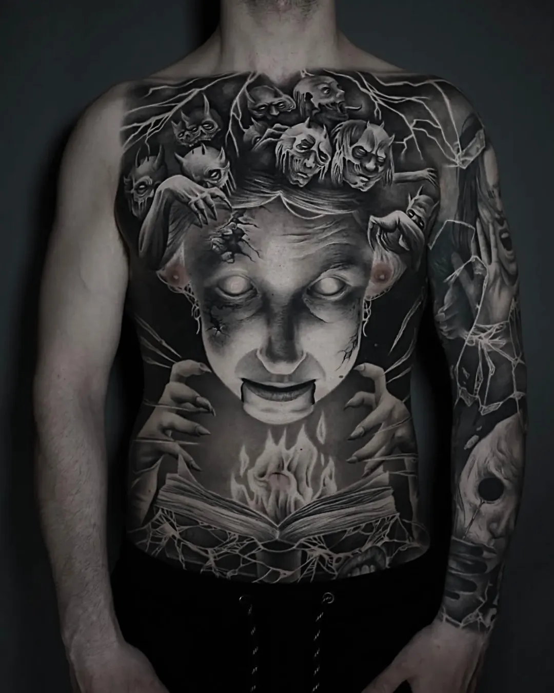 Big Tattoos Tattoo – Ivory Tattoo Berlin