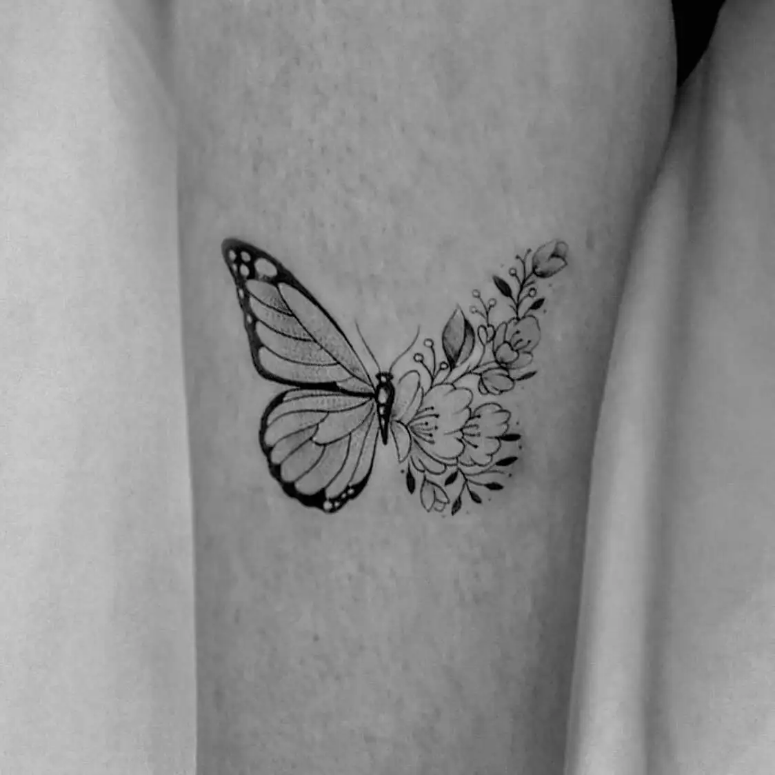 Fineline Tattoo