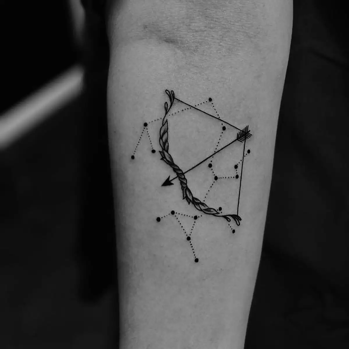 Fineline Tattoo