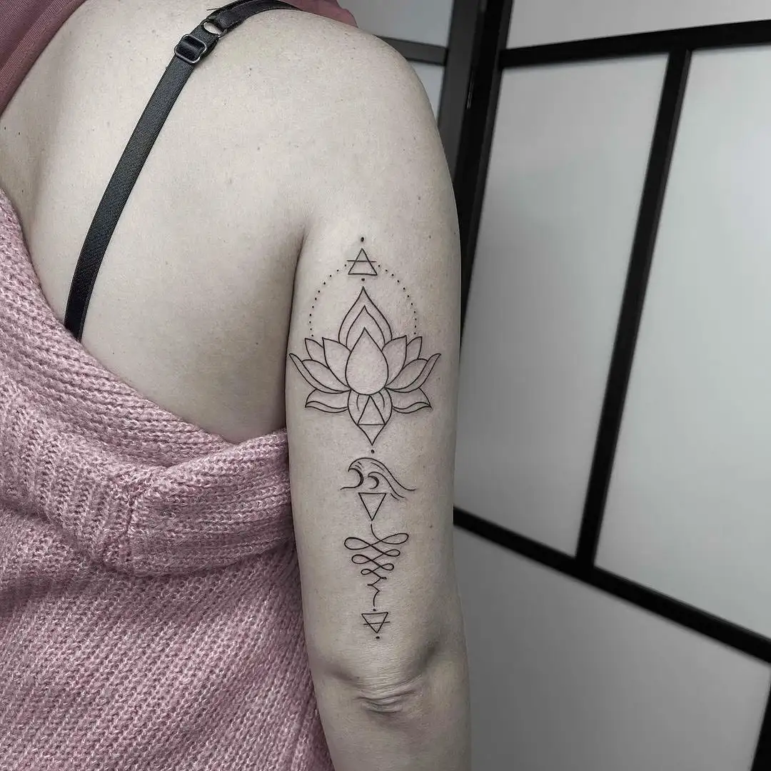 Fineline Tattoo