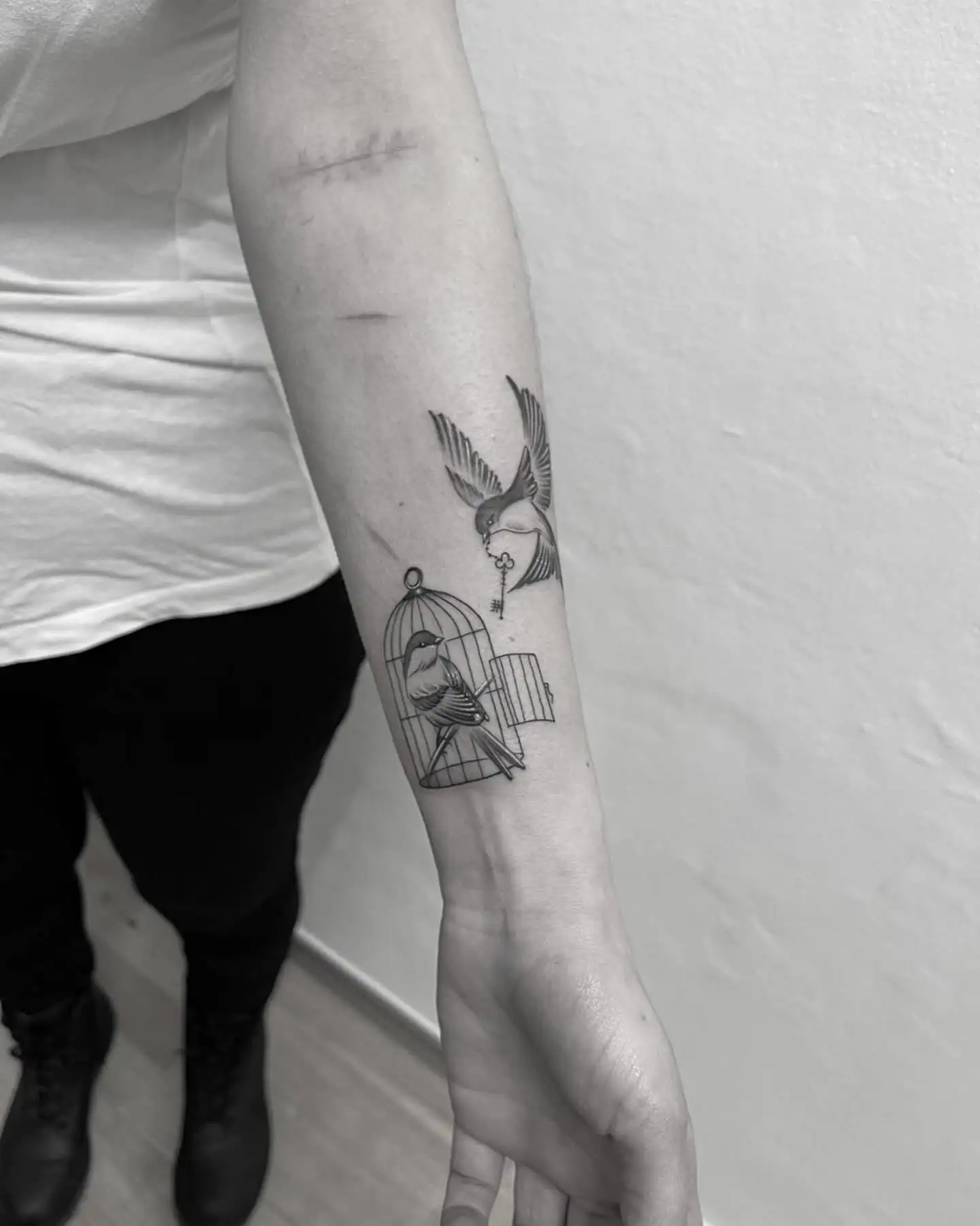 Fine Line Tattoo Bird Vogel