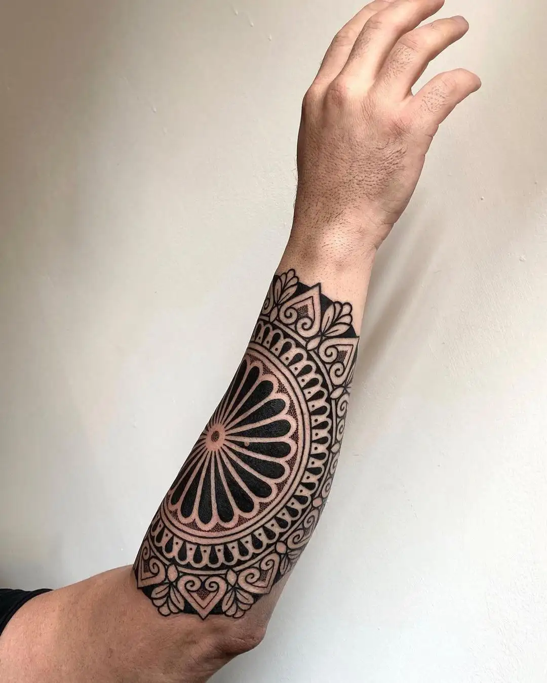 Maori-Dot-Tattoo