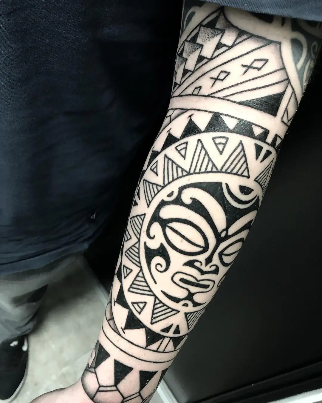 Maori-Dot-Tattoo