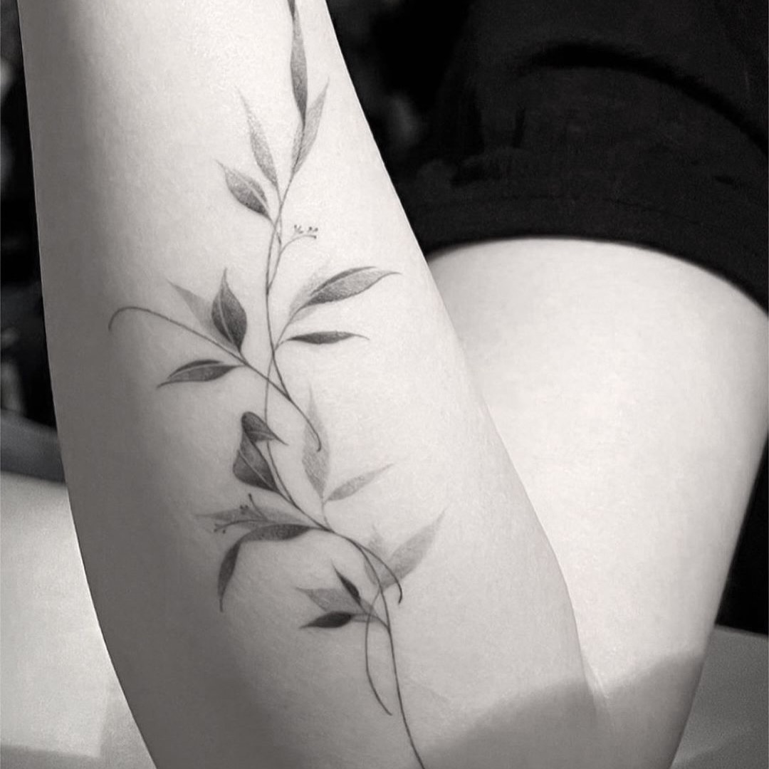 🖤 LAST CHANCE BEFORE THE YEAR ENDS 🖤
13.–19.12 | Ivory Tattoo Berlin
Keine Termine. Nur Tattoos.
Walk-Ins – Plätze limitiert.
Kurz Kontaktaufnahme davor reicht aus.
Wir freuen uns auf deinen Besuch!