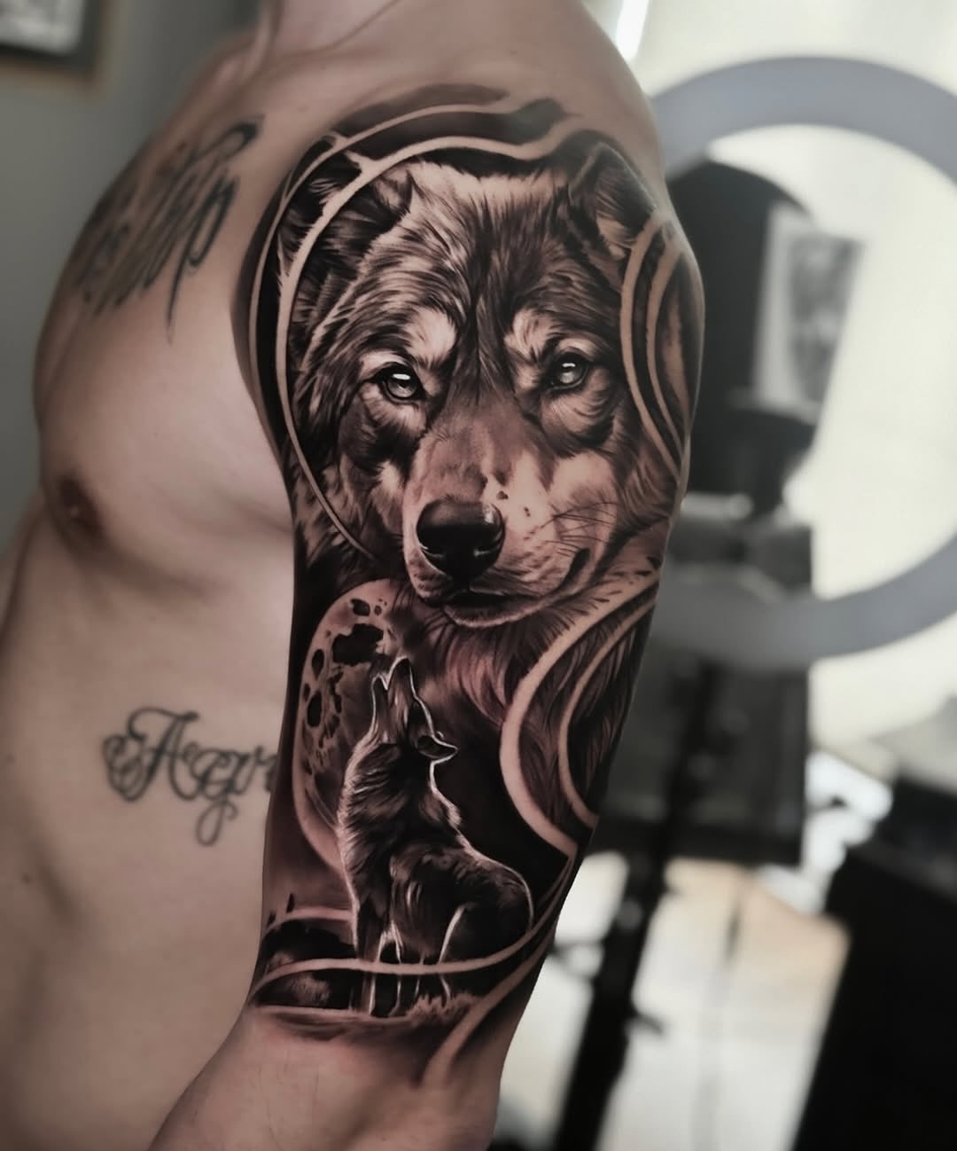 🧡Schreibt uns gerne eine Nachricht für euren Termin. Wir freuen uns auf euch 🍀

Ivory Tattoo Berlin
Florastraße 3
13187 Berlin
____________________________ 
DM us for further Informations about 
Appointments

Ivory Tattoo Berlin
Florastraße 3
13187 Berlin

#tattooberlin#realistictattoo##tattoostudioberlin#tattoostudioinberlin#premiumtattoos#realistictattoos#tattoo#tattoos#tattookunst#tattooidea#blackandgreytattoo#tattoodeutschland#tattoo#berlin#tattoosfineline#walkintattoo#animetattoo#tattoodeutchland